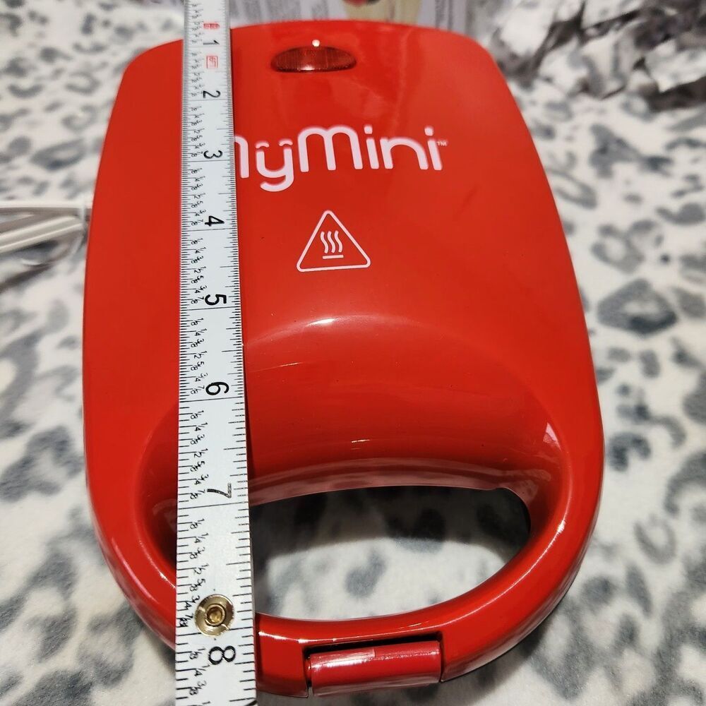Sandwich Maker Small Red 8x5 Compact - Picture 3 of 12